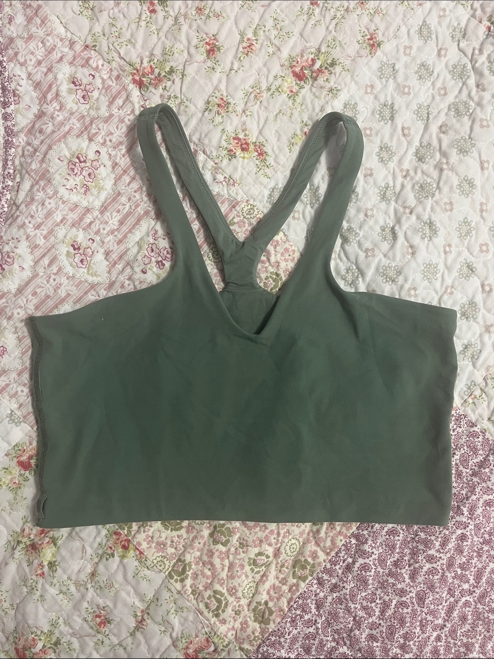 Lululemon bend this v sports bra